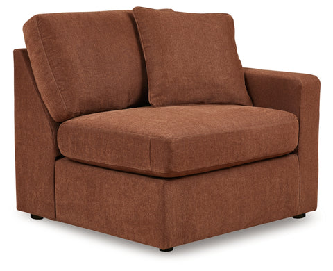 Pillar Peak Right-Arm Facing Corner Chair