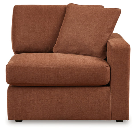 Pillar Peak Right-Arm Facing Corner Chair