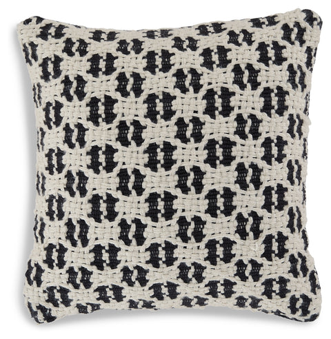 Bealer Pillow (Set of 4)