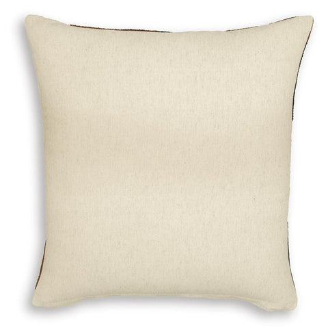 Hallam Pillow (4/CS)