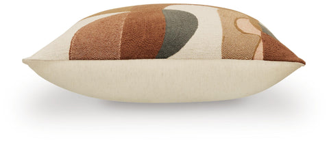 Hallam Pillow (4/CS)