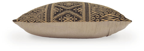 Davinwood Pillow (4/CS)