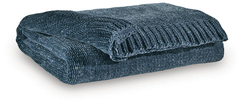 Anawood Throw (3/CS)