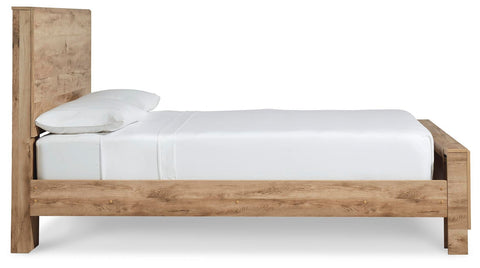 Hyanna King Panel Bed with Mirrored Dresser and Nightstand