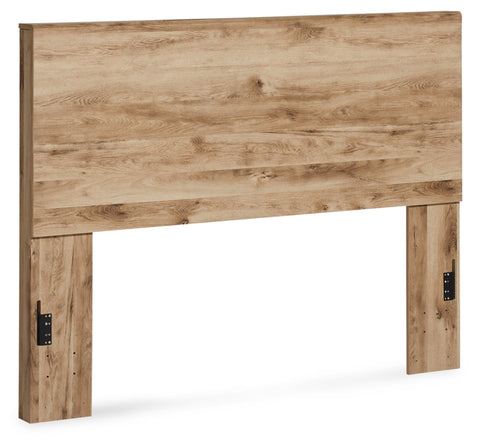 Hyanna Queen Panel Headboard with Mirrored Dresser