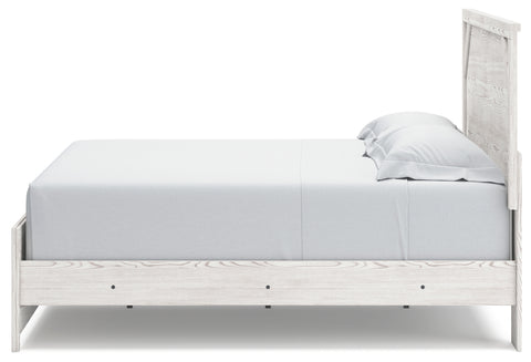 Gerridan King Panel Bed with Mirrored Dresser and 2 Nightstands