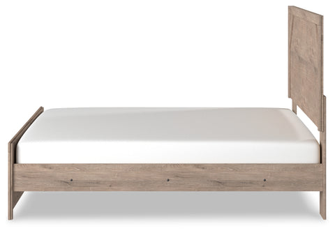 Senniberg King Panel Bed