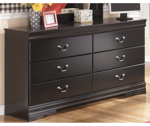 Huey Vineyard Full Sleigh Headboard Bed with Dresser
