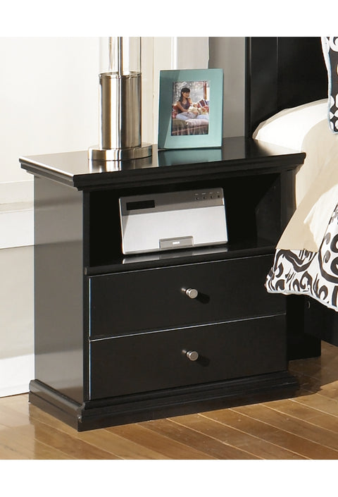 Maribel Queen/Full Panel Headboard Bed with Mirrored Dresser, Chest and Nightstand