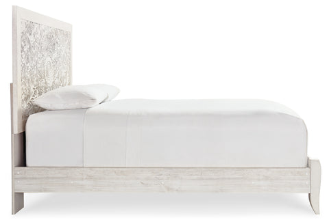 Paxberry Queen Panel Bed with Mirrored Dresser and Chest