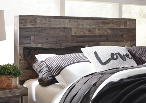Derekson Queen Panel Bed