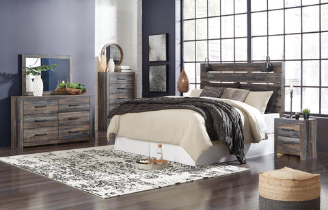Drystan King Panel Headboard Bed with Mirrored Dresser, Chest and Nightstand