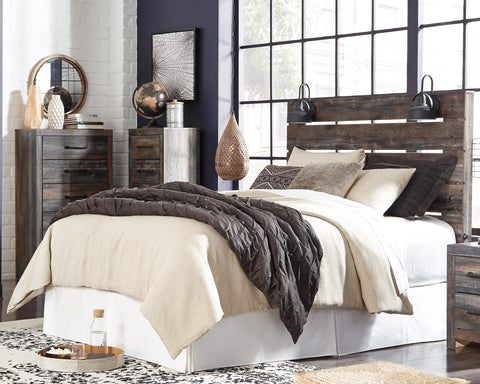 Drystan Queen Panel Headboard Bed with Mirrored Dresser, Chest and 2 Nightstands