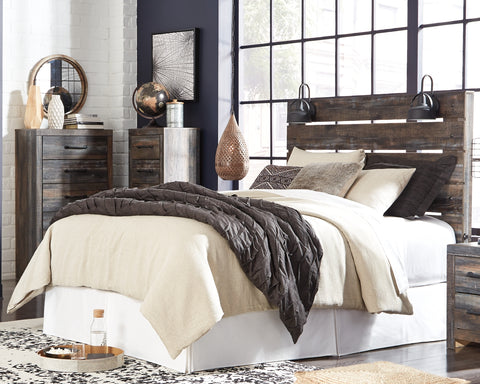 Drystan Queen Panel Headboard Bed with Mirrored Dresser and 2 Nightstands