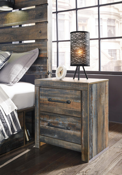 Drystan King Panel Headboard Bed with Mirrored Dresser, Chest and 2 Nightstands