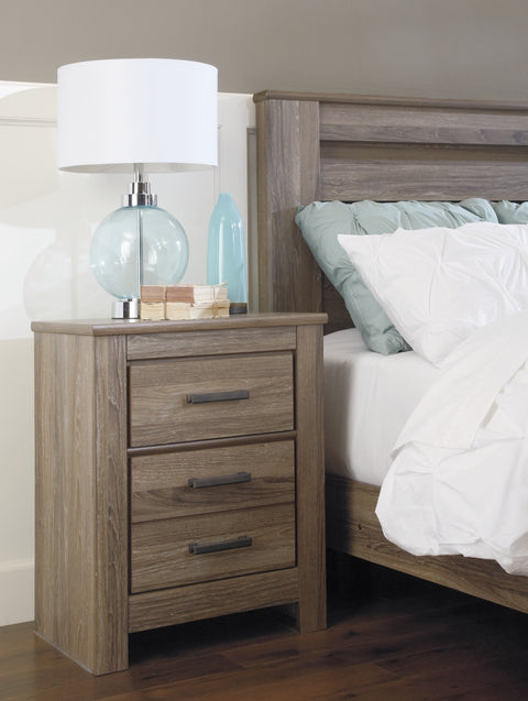 Zelen King/California King Panel Headboard Bed with Mirrored Dresser, Chest and Nightstand
