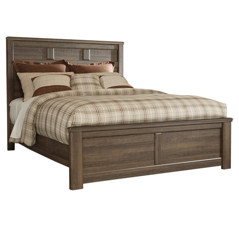 Juararo King Panel Bed with Mirrored Dresser and 2 Nightstands