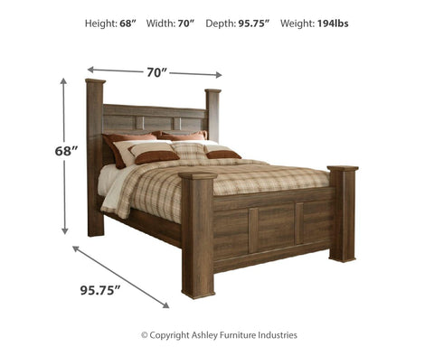 Juararo Queen Poster Bed with Mirrored Dresser and Chest