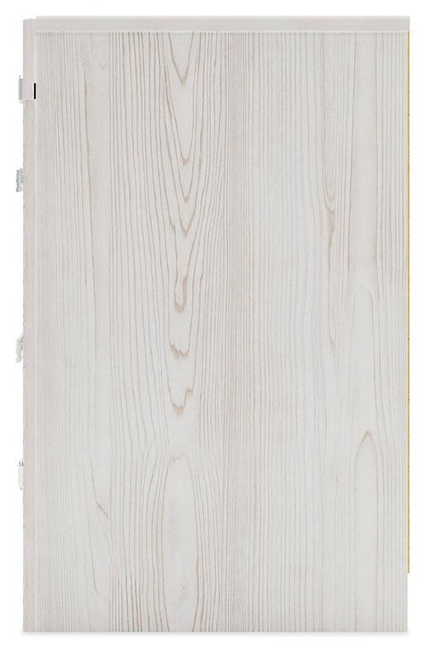 Altyra Nightstand
