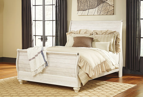 Willowton Queen Sleigh Bed with Mirrored Dresser and Chest