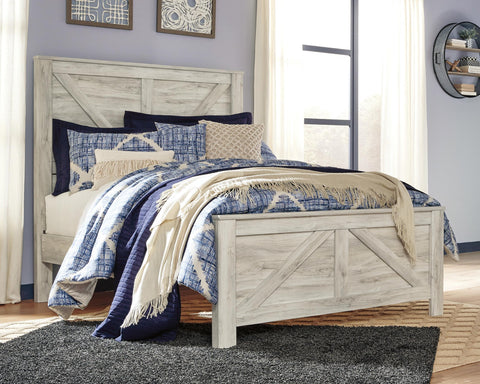 Bellaby Queen Crossbuck Panel Bed with Mirrored Dresser