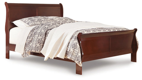 Alisdair California King Sleigh Bed with Dresser