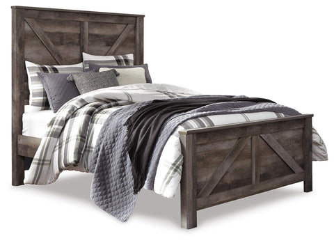 Wynnlow Queen Crossbuck Panel Bed with Mirrored Dresser, Chest and 2 Nightstands