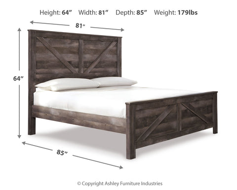 Wynnlow King Crossbuck Panel Bed with Mirrored Dresser, Chest and Nightstand