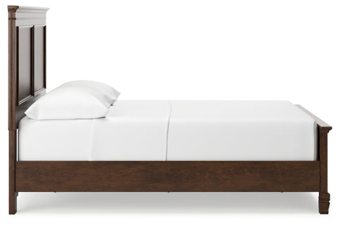 Danabrin Full Panel Bed with Mirrored Dresser, Chest and 2 Nightstands