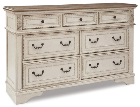 Realyn Queen Sleigh Bed with Dresser
