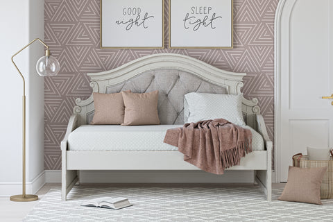 Realyn Twin Day Bed