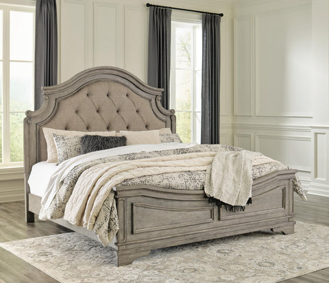 Lodenbay King Panel Bed