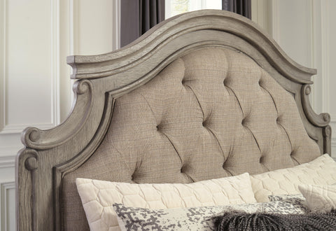 Lodenbay King Panel Bed