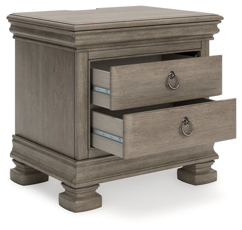 Lexorne King Sleigh Bed with Mirrored Dresser and 2 Nightstands