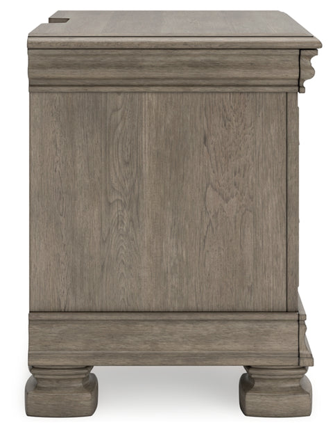 Lexorne King Sleigh Bed with Mirrored Dresser, Chest and Nightstand