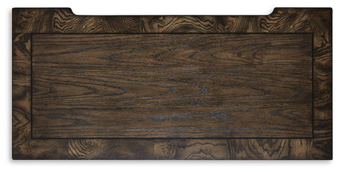 Maylee Chest of Drawers