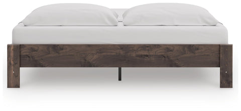 Calverson King Platform Bed