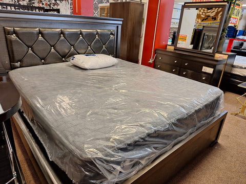 Silver Queen Bedroom set