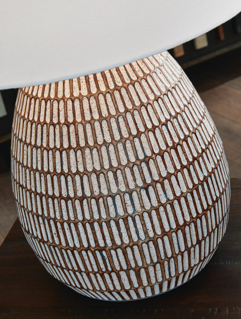 Darrich Metal Table Lamp (1/CN)