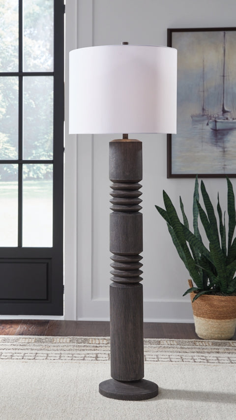 Fainwell Poly Floor Lamp (1/CN)
