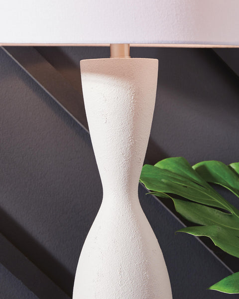 Davinford Poly Table Lamp (1/CN)