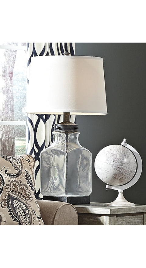 Sharolyn Table Lamp