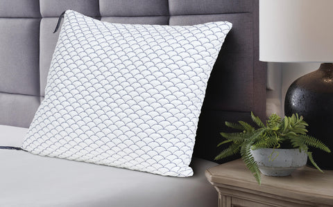 DreamCloudTM Classic Queen/King Pillow (4/CS)