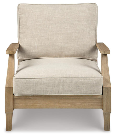 Clare View 2 Outdoor Lounge Chairs with 2 End Tables