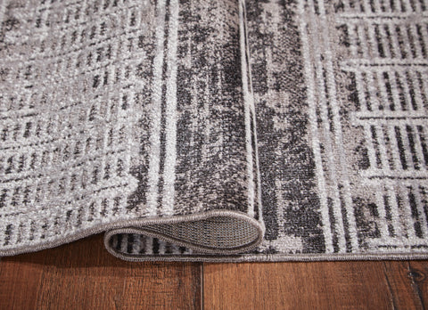 Henchester 5' x 7' Rug