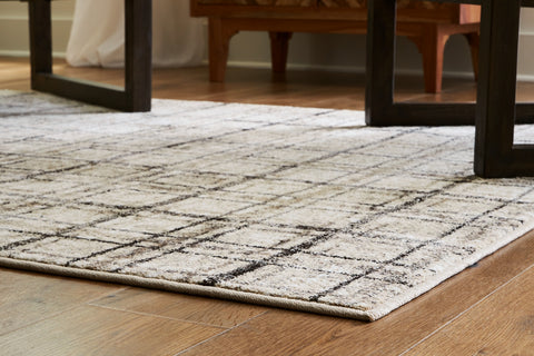 Azmerilla 5'3 x 7'6 Rug