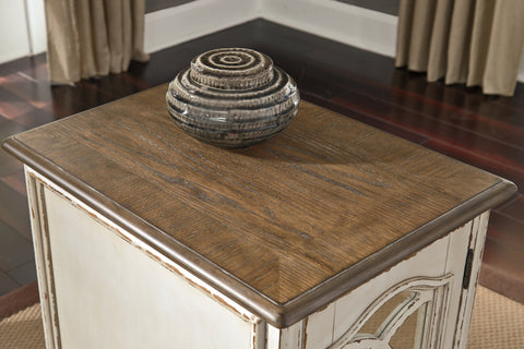 Realyn Coffee Table with 1 End Table
